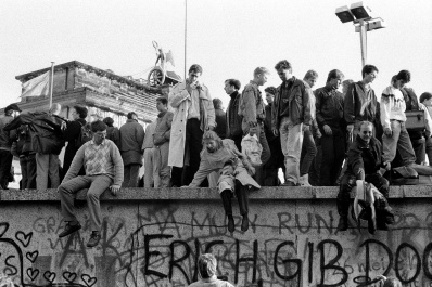 © ANNA BIALA/Gazeta Agency, Berlino 10.11.1989 Caduta del muro di Berlino
Porta di BRANDENBURSKA
