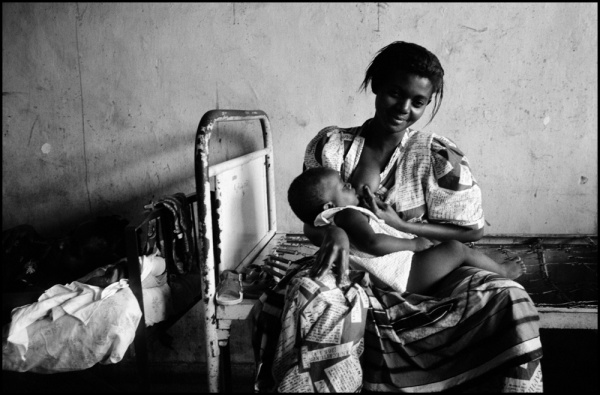Ivo Saglietti - Malaria in Africa - 2000
